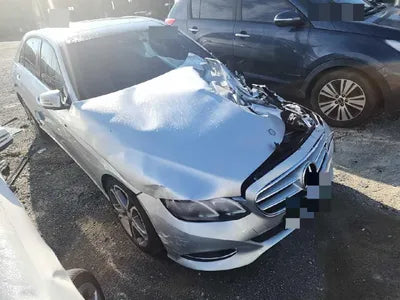 2015 Mercedes-Benz E 250 WDDHF9HB8FB105996 VIN:WDDHF9HB8FB105996