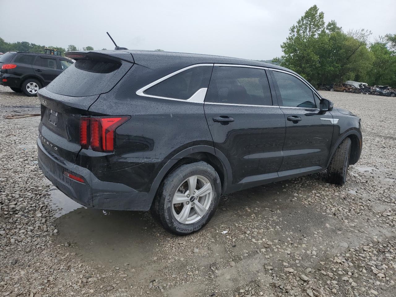 2022 KIA SORENTO LX VIN:5XYRG4LC8NG143036