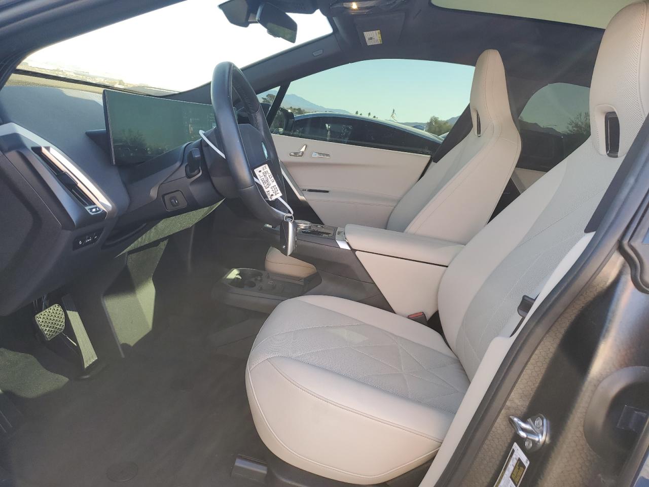 2024 BMW IX XDRIVE50 VIN:WB523CF05RCP88466