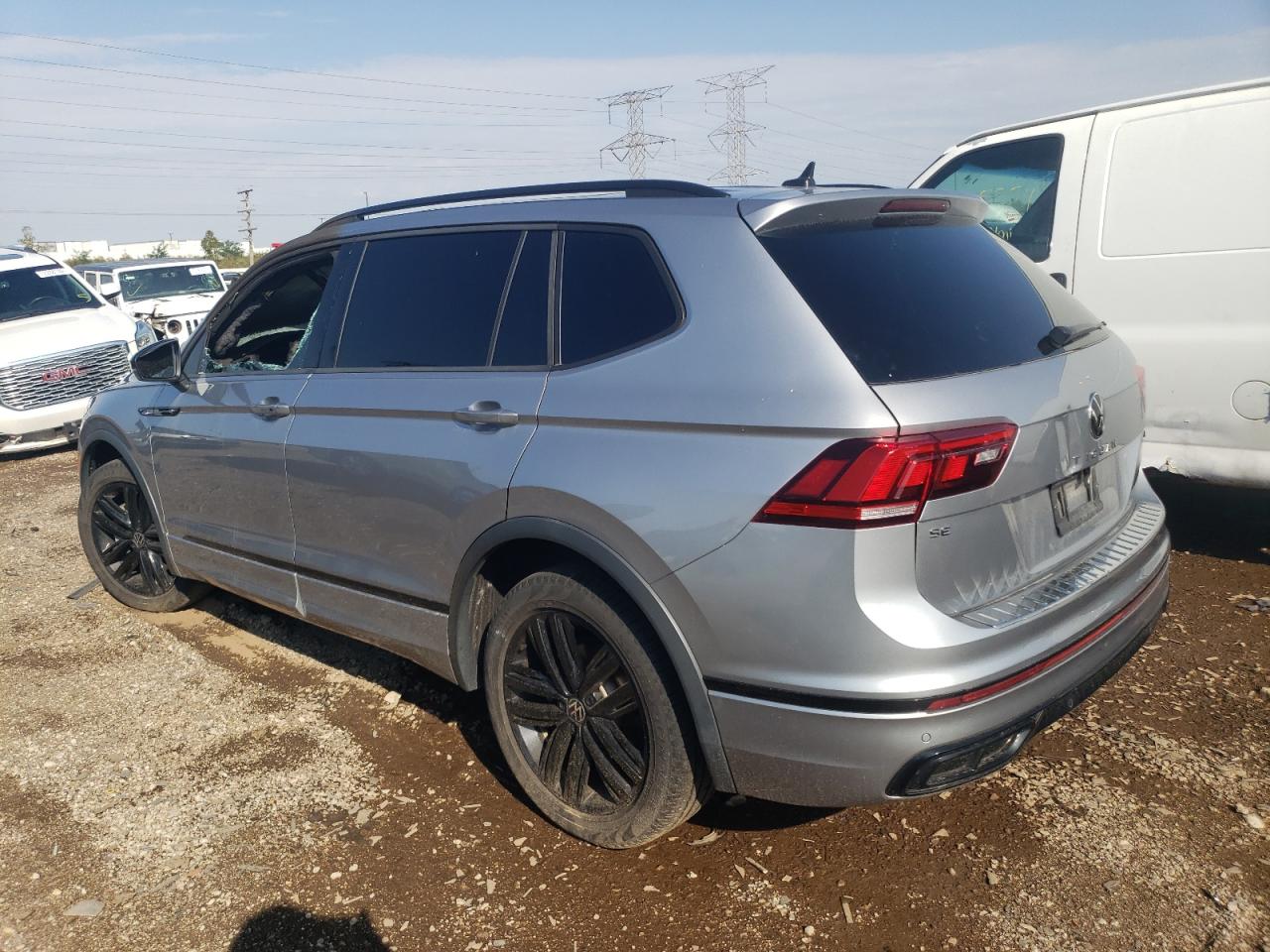 2022 VOLKSWAGEN TIGUAN SE R-LINE BLACK VIN:3VV8B7AX4NM030805