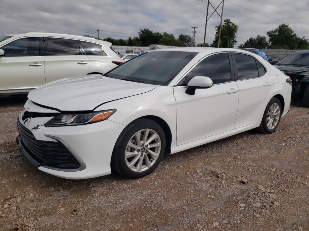 2022 TOYOTA CAMRY LE VIN:4T1C11AK5NU049061