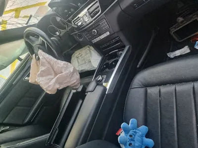 2016 Mercedes-Benz E 220 WDDHF0AB0GB302913 VIN:WDDHF0AB0GB302913