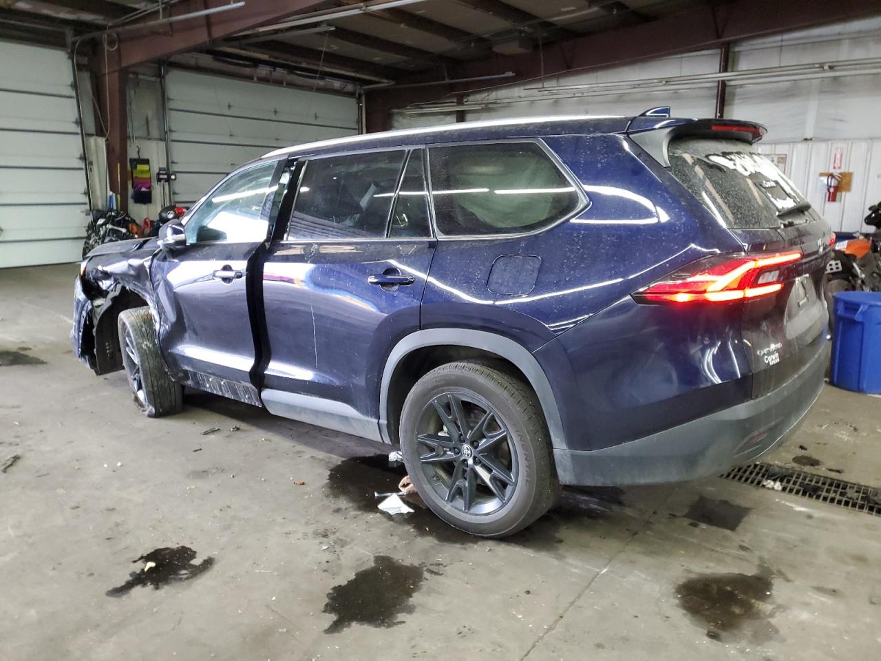 2024 TOYOTA GRAND HIGHLANDER XLE VIN:5TDACAB54RS012057