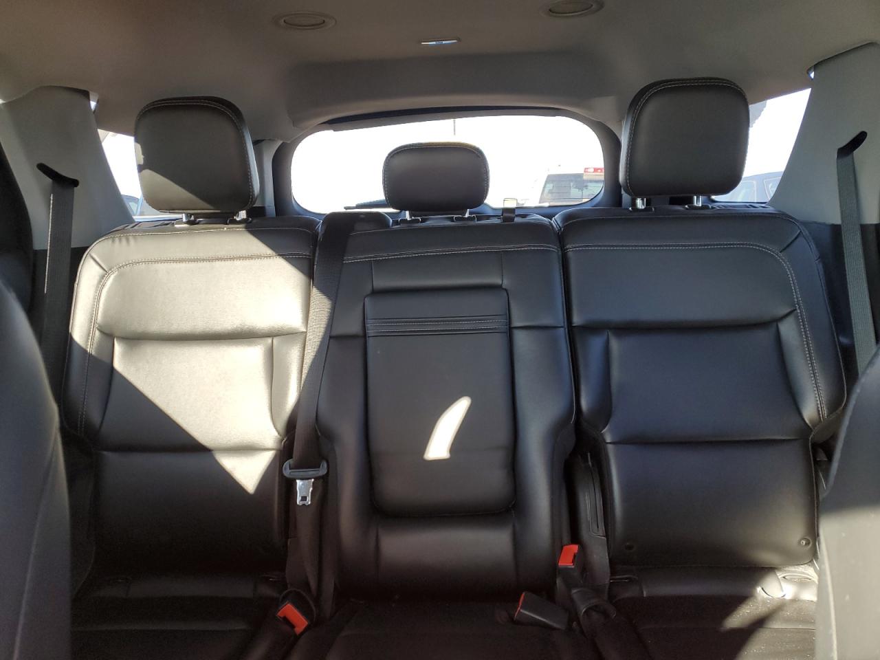 2022 FORD EXPLORER XLT VIN:1FMSK8DH3NGB05465