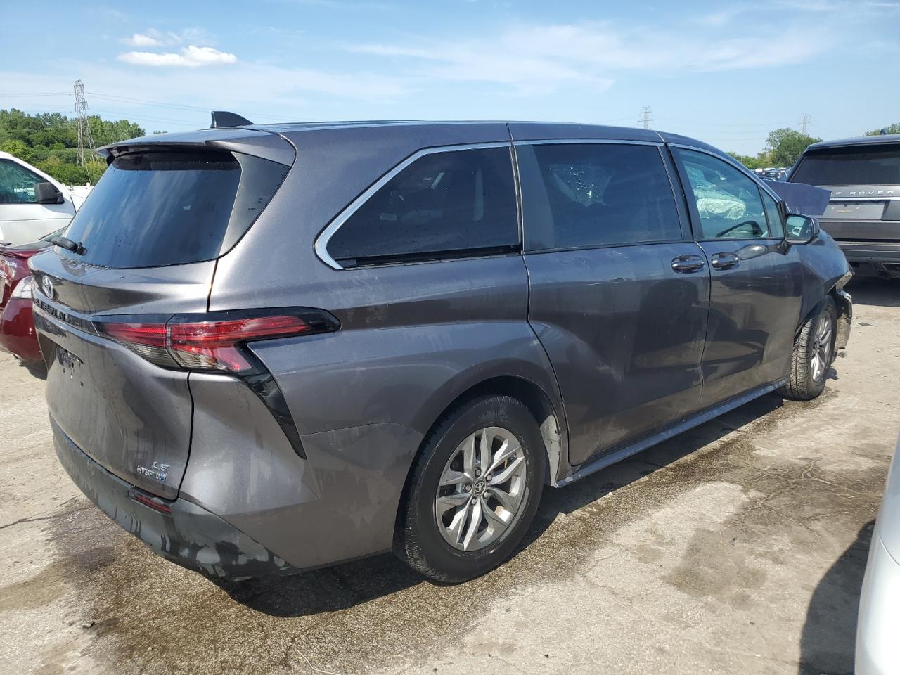 2022 TOYOTA SIENNA LE VIN:5TDKRKEC6NS088120