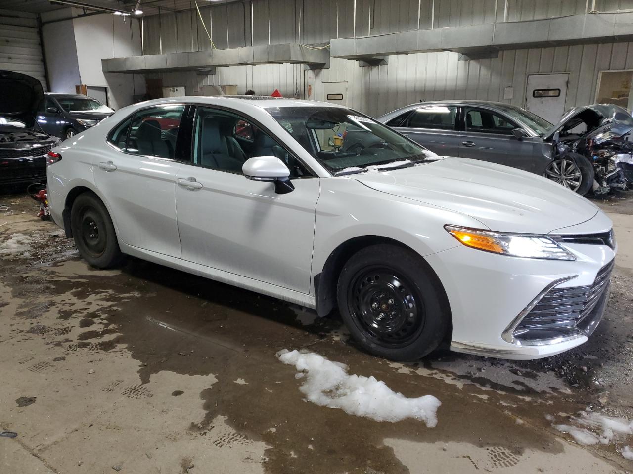 2024 TOYOTA CAMRY XLE VIN:4T1F31AK7RU077537