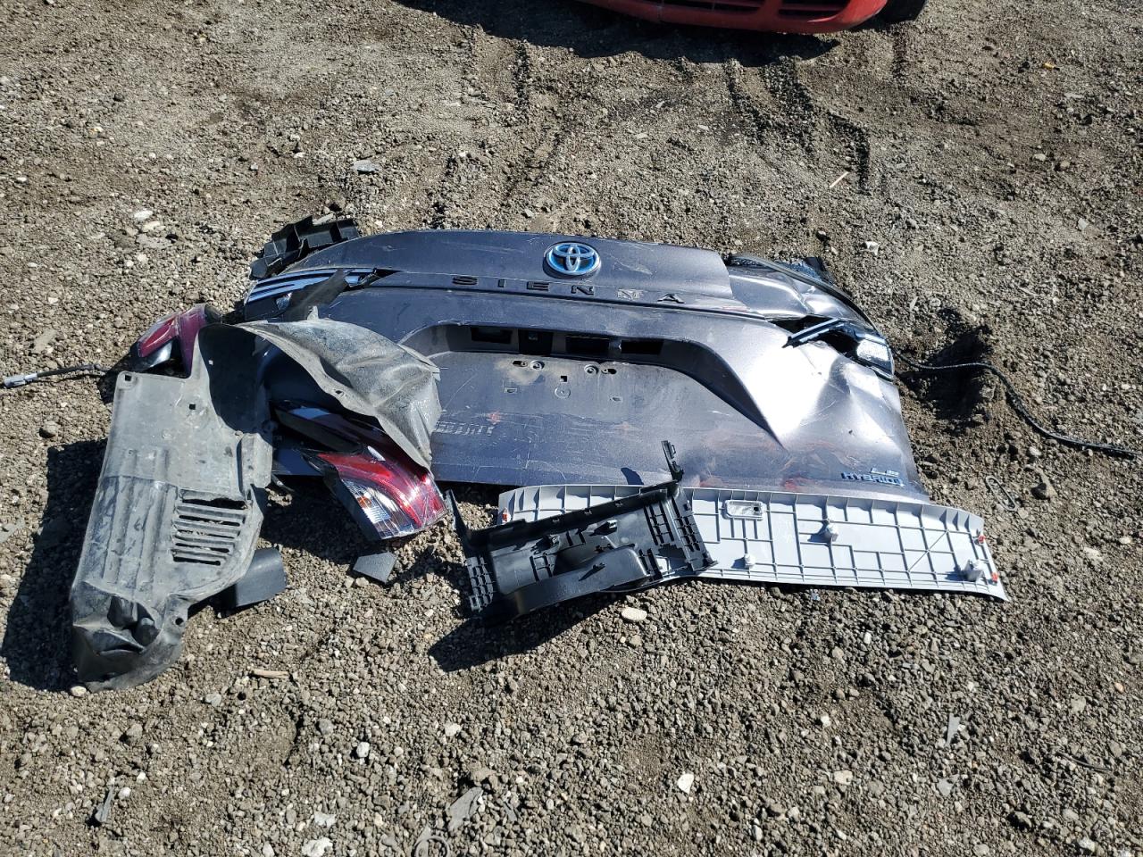 2022 TOYOTA SIENNA LE VIN:5TDKRKEC5NS091753