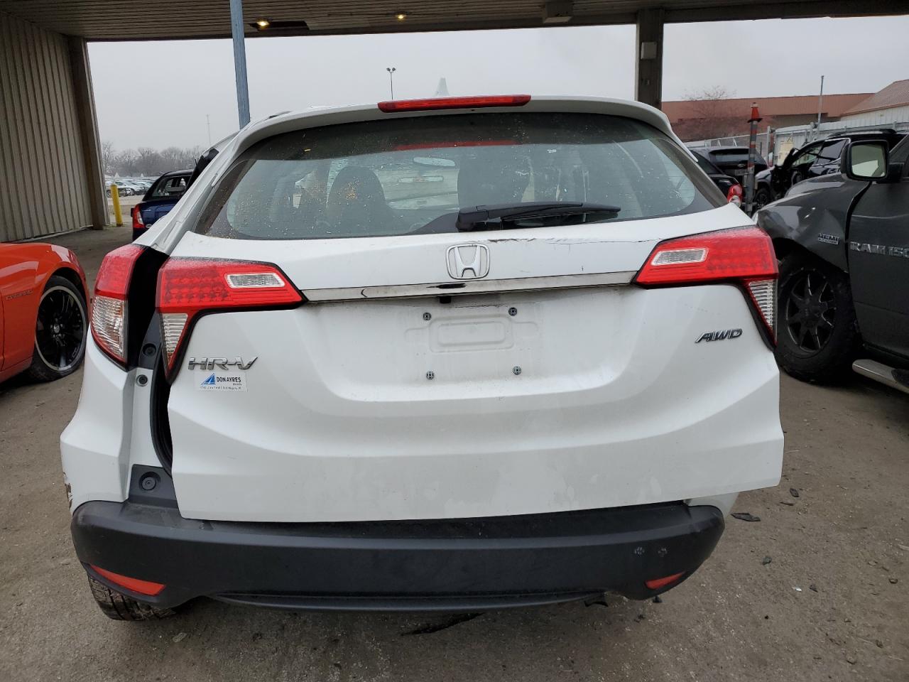 2022 HONDA HR-V LX VIN:3CZRU6H32NM723635