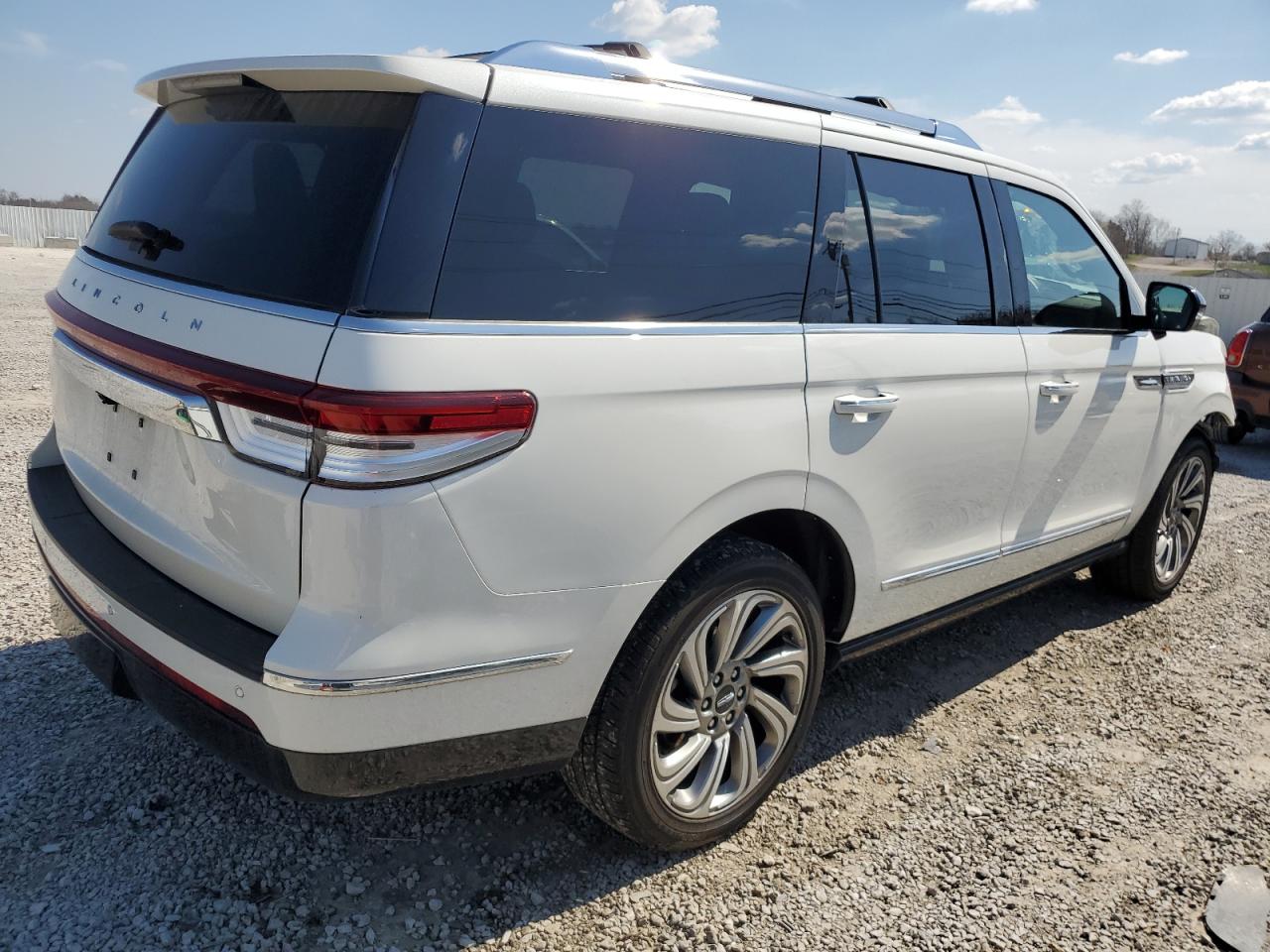 2022 LINCOLN NAVIGATOR RESERVE VIN:5LMJJ2LT5NEL10604