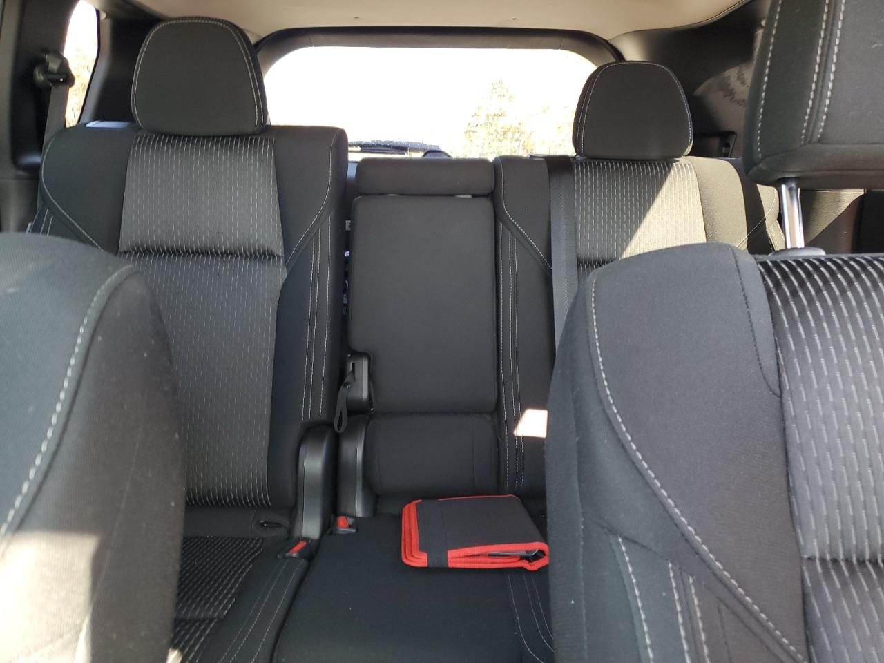 2024 MITSUBISHI OUTLANDER ES VIN:JA4J3UA86RZ023650