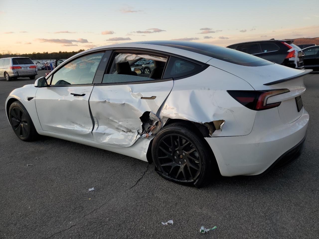 2024 TESLA MODEL 3  VIN:5YJ3E1EA7RF739872