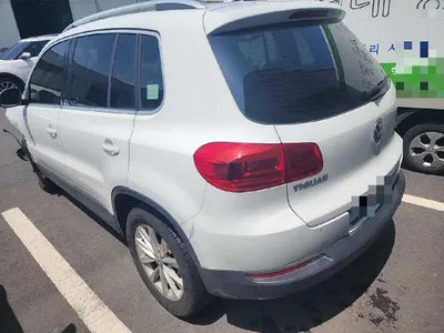 2015 Volkswagen Tiguan VIN: