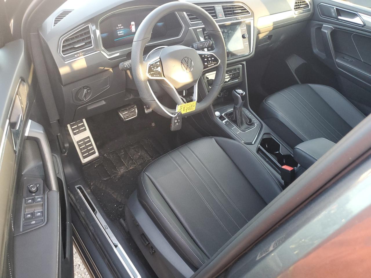 2024 VOLKSWAGEN TIGUAN SE R-LINE BLACK VIN:3VVCB7AX4RM103753