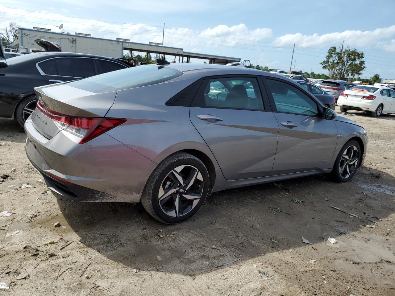 2023 HYUNDAI ELANTRA SEL VIN:KMHLS4AG3PU576707