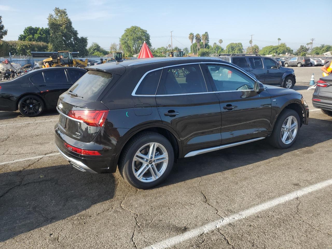 2024 AUDI Q5 E PREMIUM PLUS 55 VIN:WA1E2AFY4R2113500