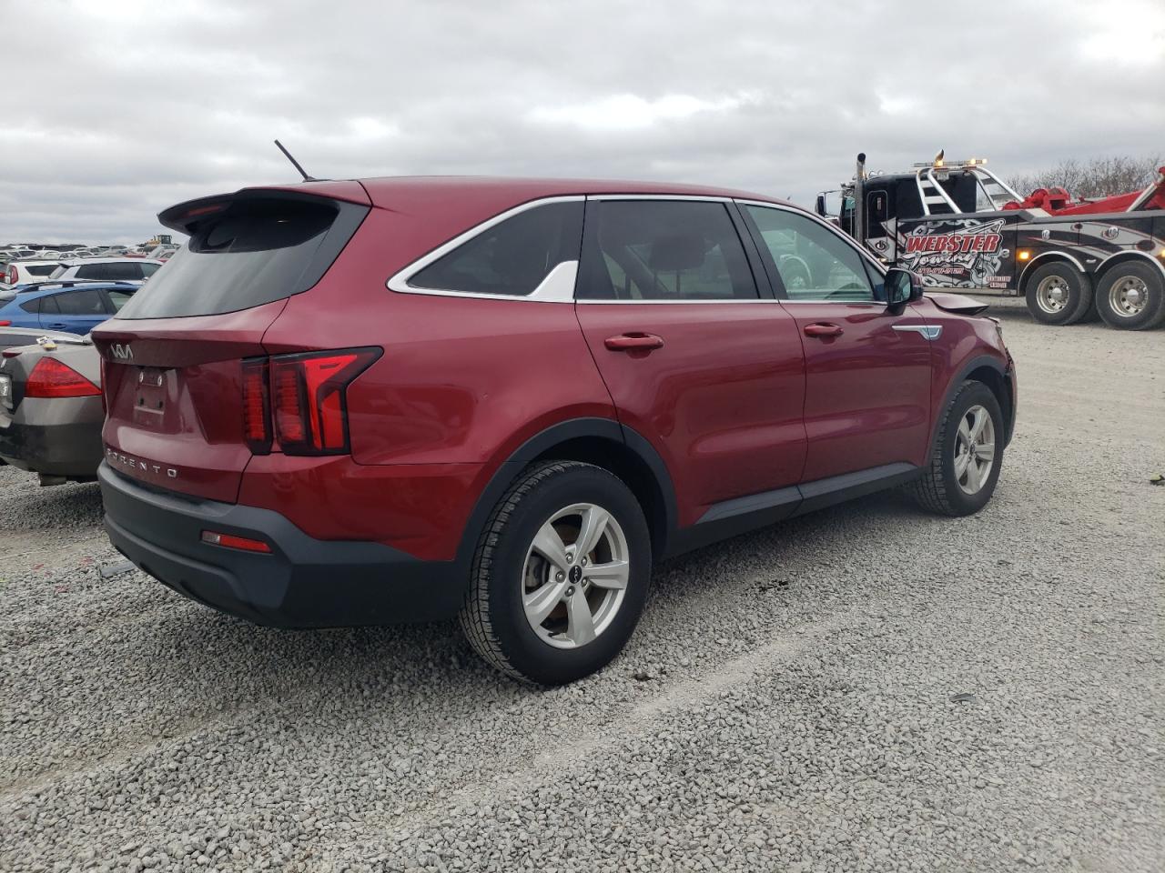 2022 KIA SORENTO LX VIN:5XYRG4LC1NG076716