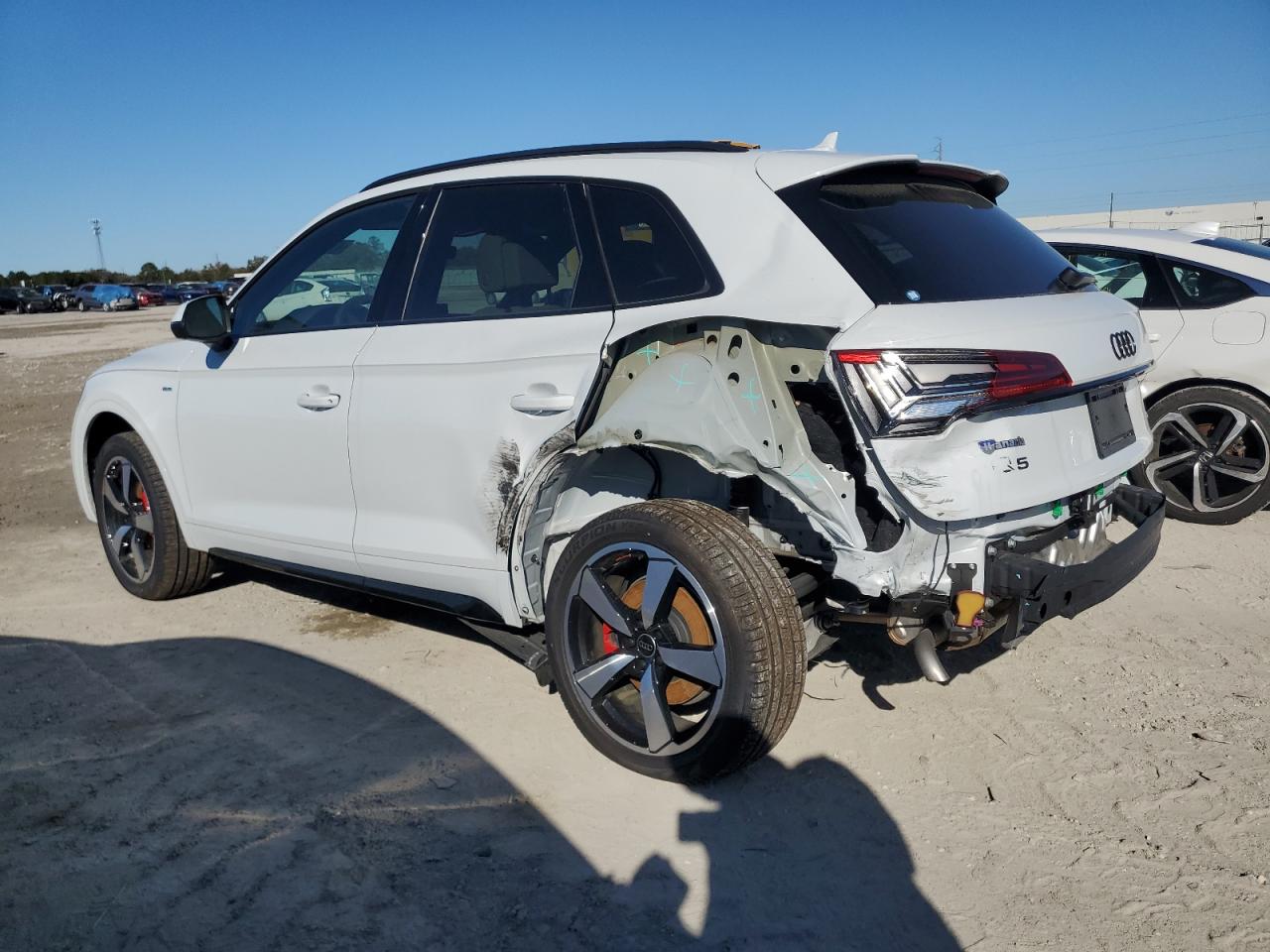 2024 AUDI Q5 PREMIUM PLUS 45 VIN:WA1EAAFY7R2140225