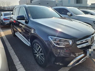 2021 Mercedes-Benz GLC 300 VIN: