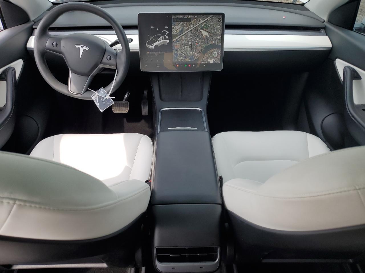 2022 TESLA MODEL Y  VIN:7SAYGDEE5NF312028