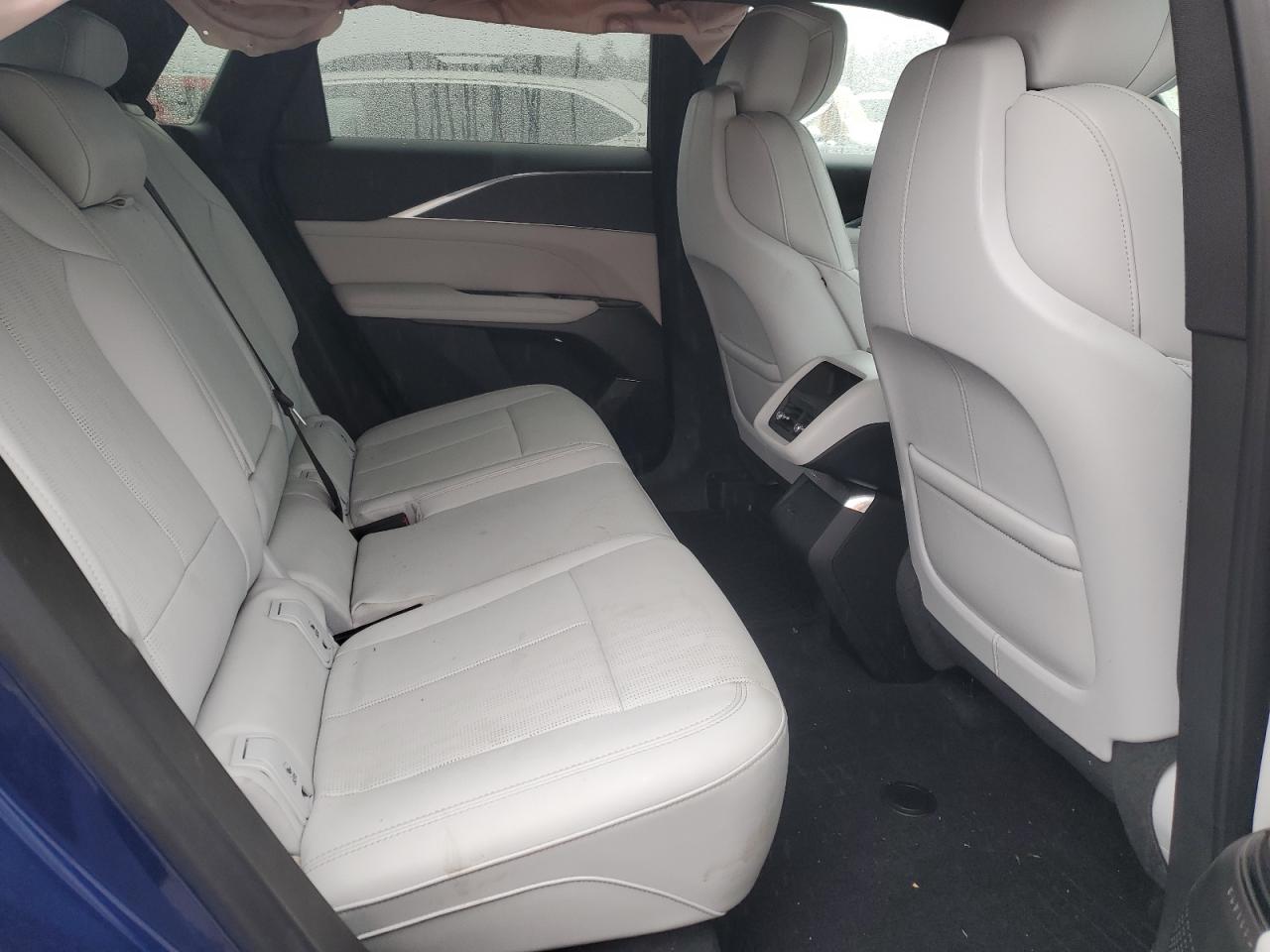 2024 CADILLAC LYRIQ LUXURY VIN:1GYKPPRL2RZ109198