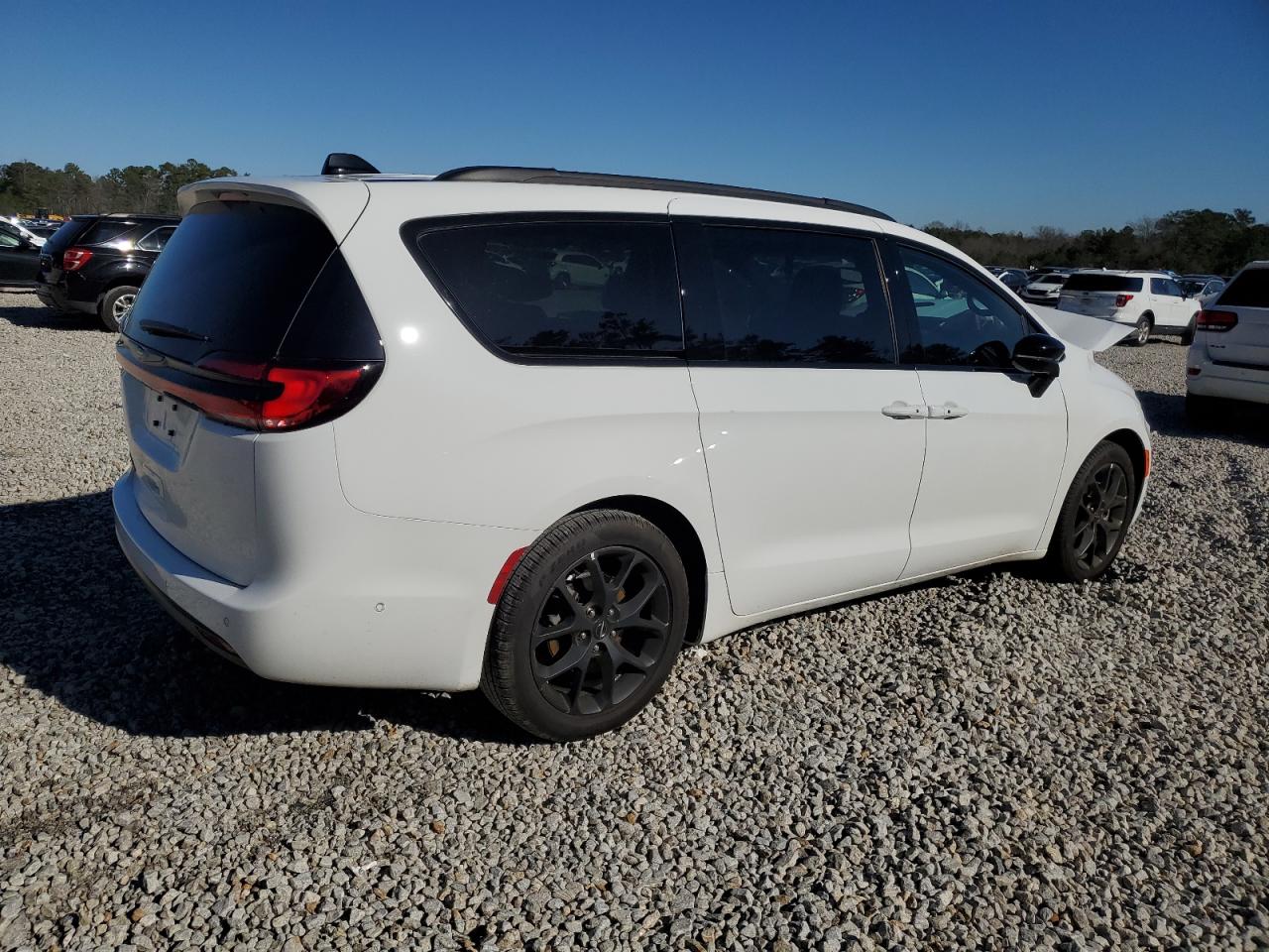 2024 CHRYSLER PACIFICA TOURING L VIN:2C4RC1BG5RR159999
