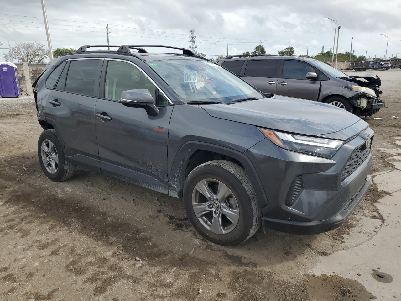 2022 TOYOTA RAV4 XLE VIN:JTMW1RFV6ND089457