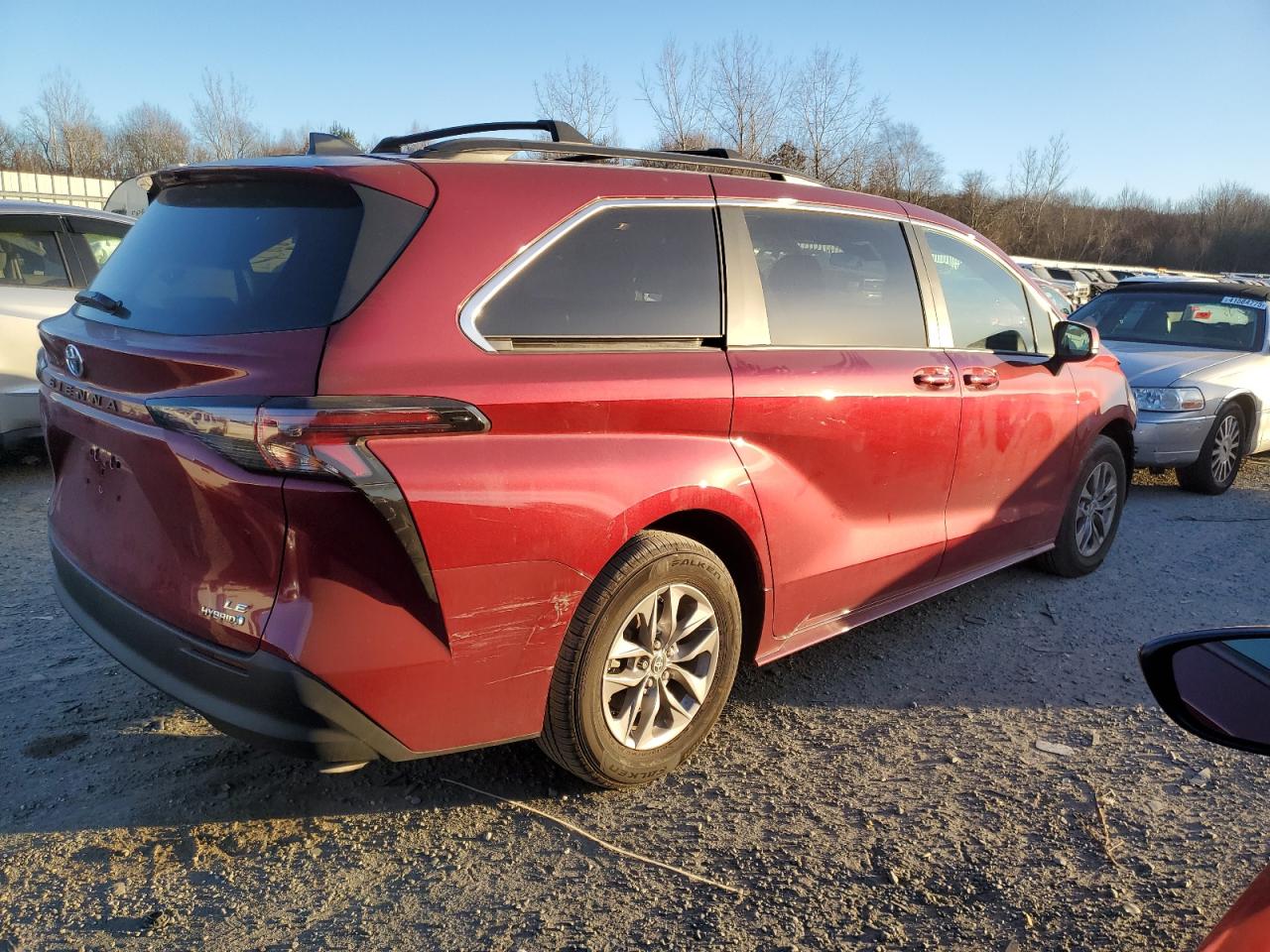 2024 TOYOTA SIENNA LE VIN:5TDKSKFC2RS147964