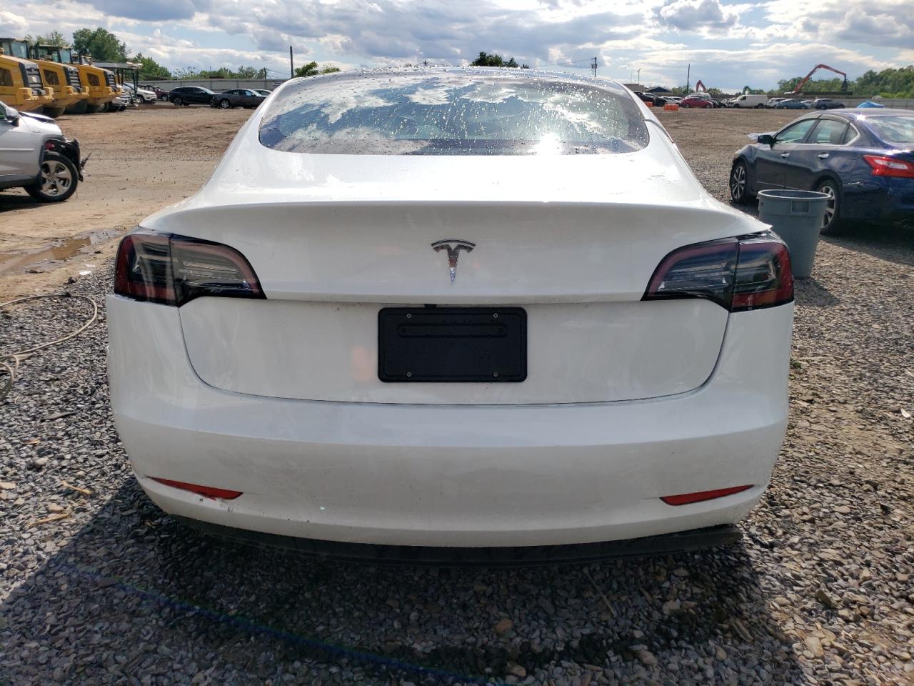 2023 TESLA MODEL 3  VIN:5YJ3E1EA3PF570320