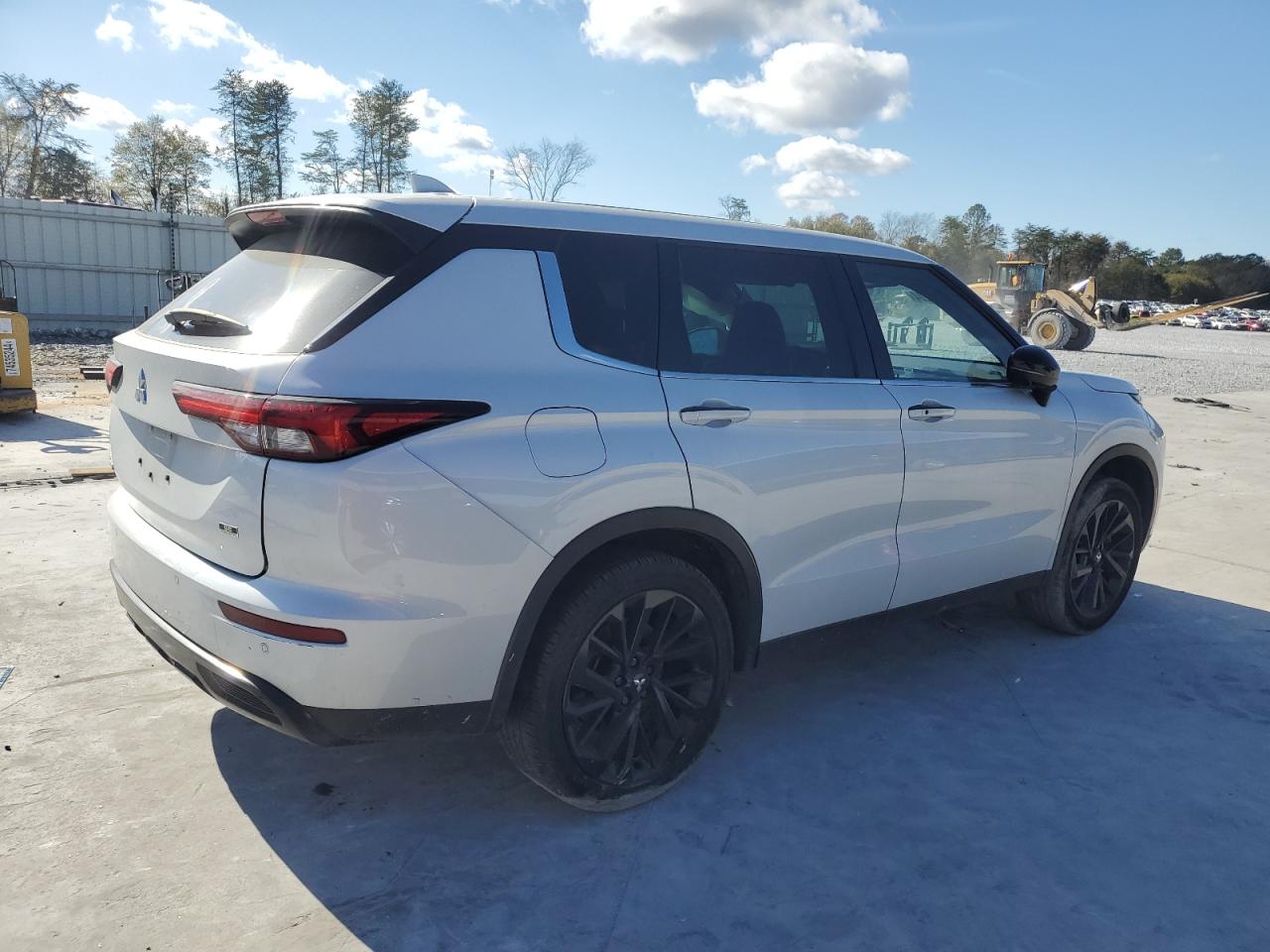 2023 MITSUBISHI OUTLANDER SE VIN:JA4J4UA88PZ018797