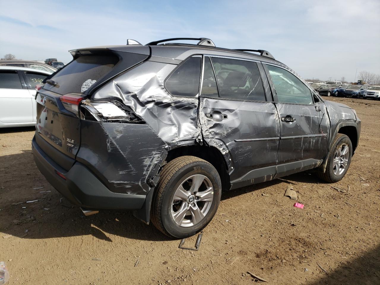 2023 TOYOTA RAV4 XLE VIN:2T3P1RFV0PW391692