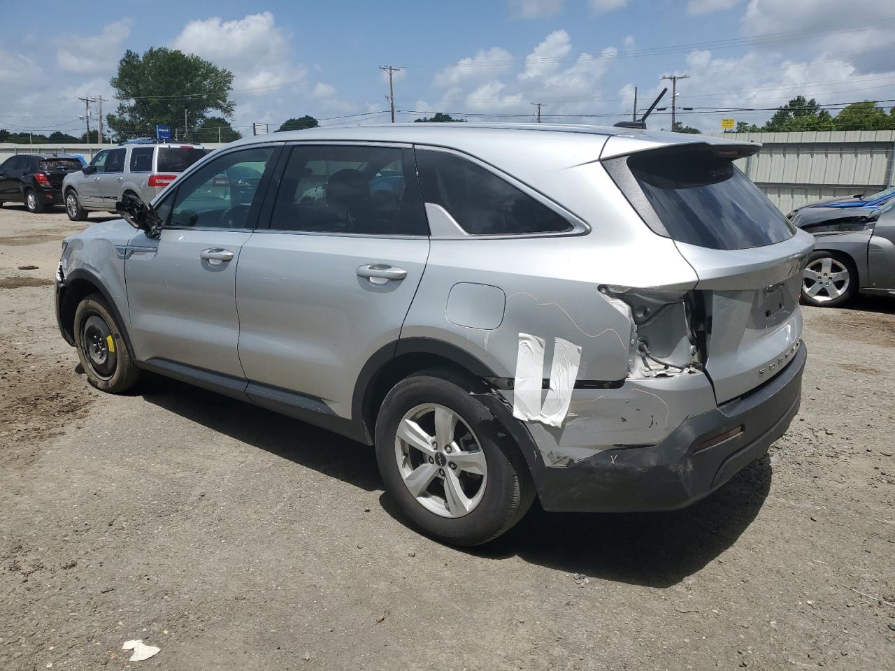2022 KIA SORENTO LX VIN:5XYRG4LC8NG077328