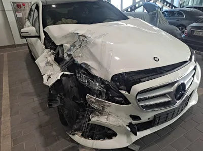 2015 Mercedes-Benz E 300 088KMWDDHF8BB8FB1 VIN:088KMWDDHF8BB8FB1