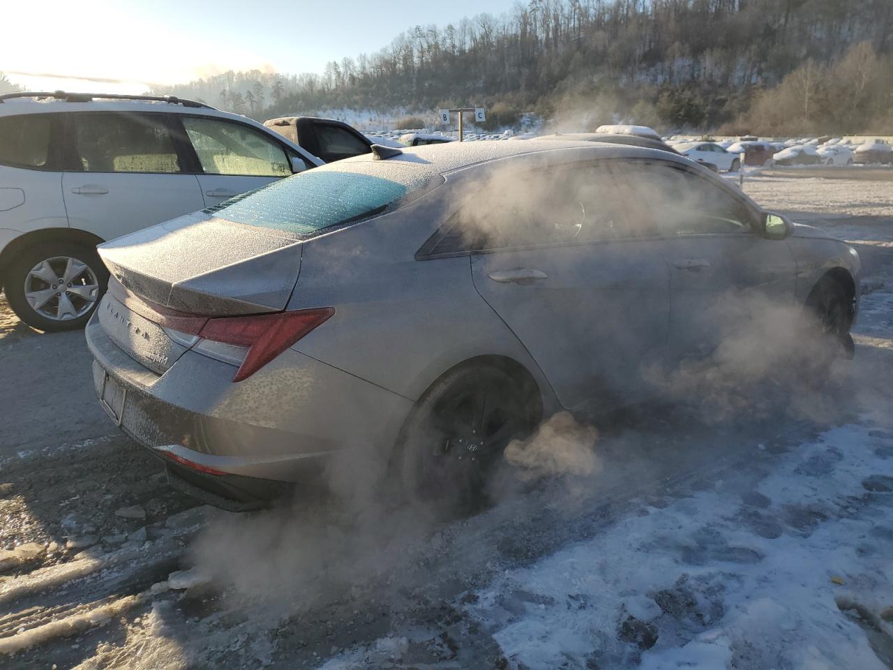 2022 HYUNDAI ELANTRA BLUE VIN:KMHLM4AJXNU023796