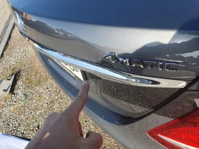 2018 Mercedes-Benz E 300 VIN: