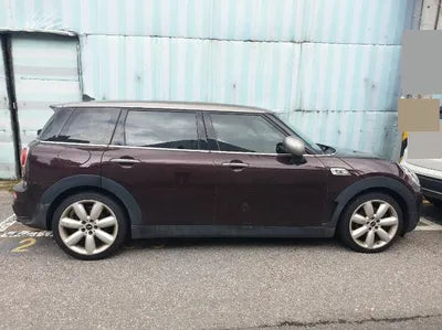 2017 MINI Clubman VIN: