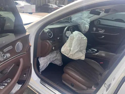 2019 Mercedes-Benz E 300 VIN: