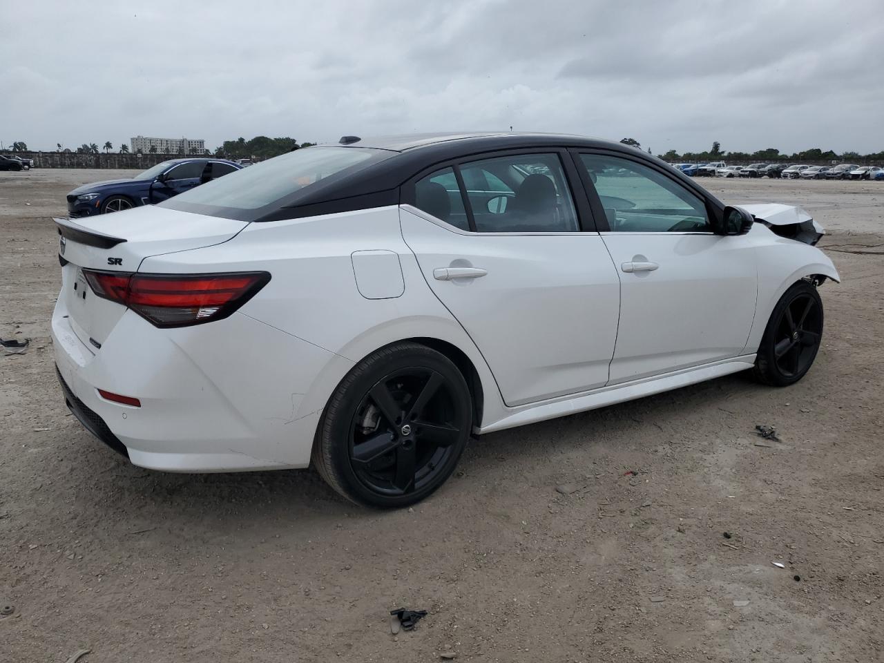 2022 NISSAN SENTRA SR VIN:3N1AB8DV7NY210677