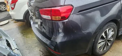 2015 Kia Carnival VIN:
