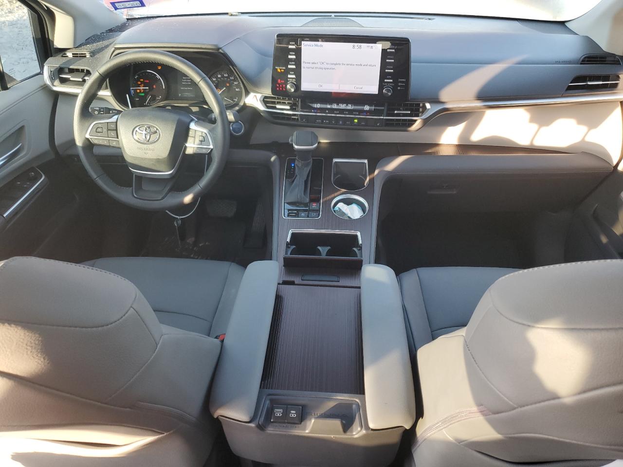 2022 TOYOTA SIENNA XLE VIN:5TDYRKEC8NS117563