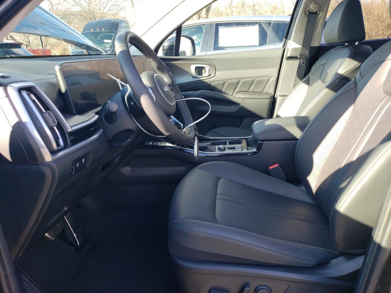 2024 KIA SORENTO SX VIN:5XYRK4JF7RG264688