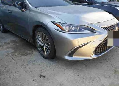 2018 Lexus ES 300 VIN: