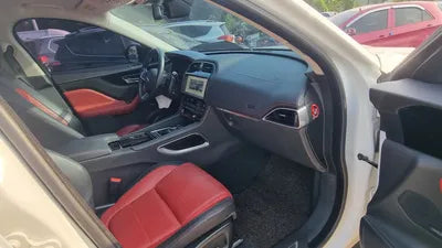 2017 Jaguar F-Pace SADCA2BN5HA074071 VIN:SADCA2BN5HA074071