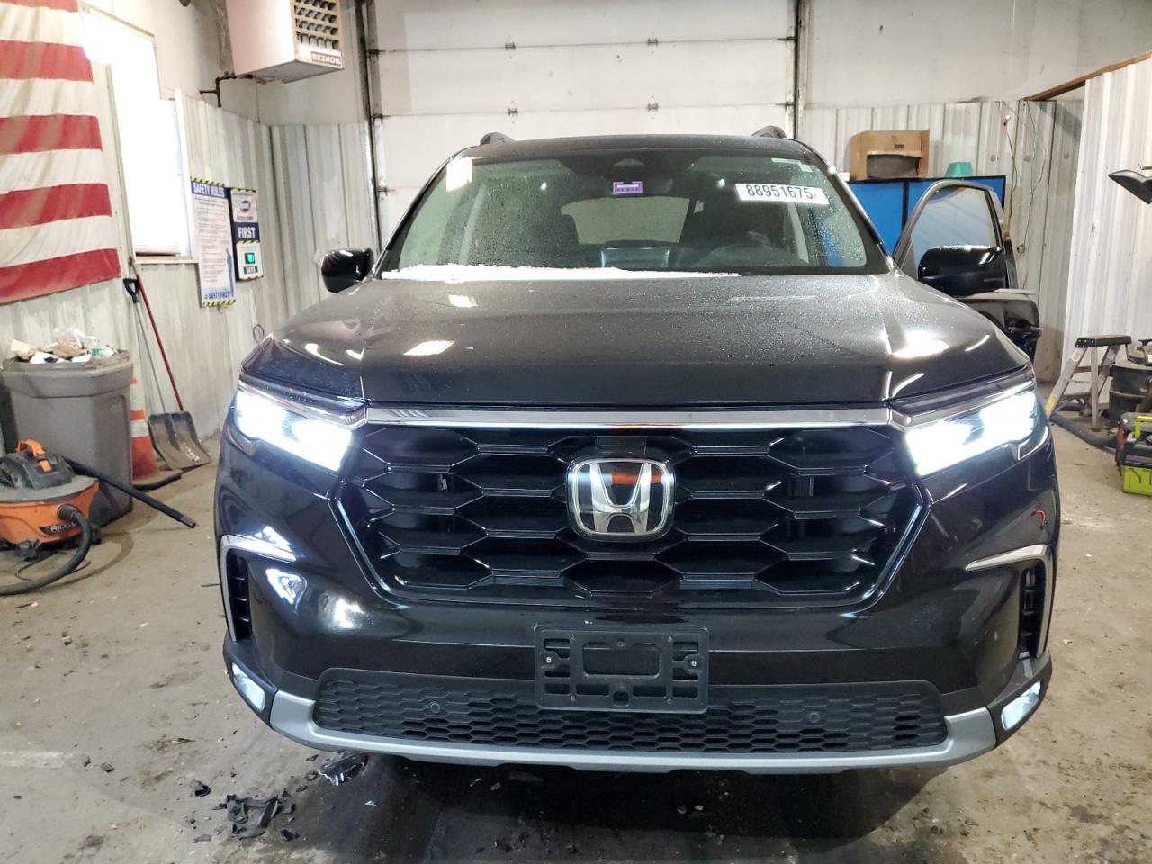 2024 HONDA PILOT TOURING VIN:5FNYG1H76RB000136
