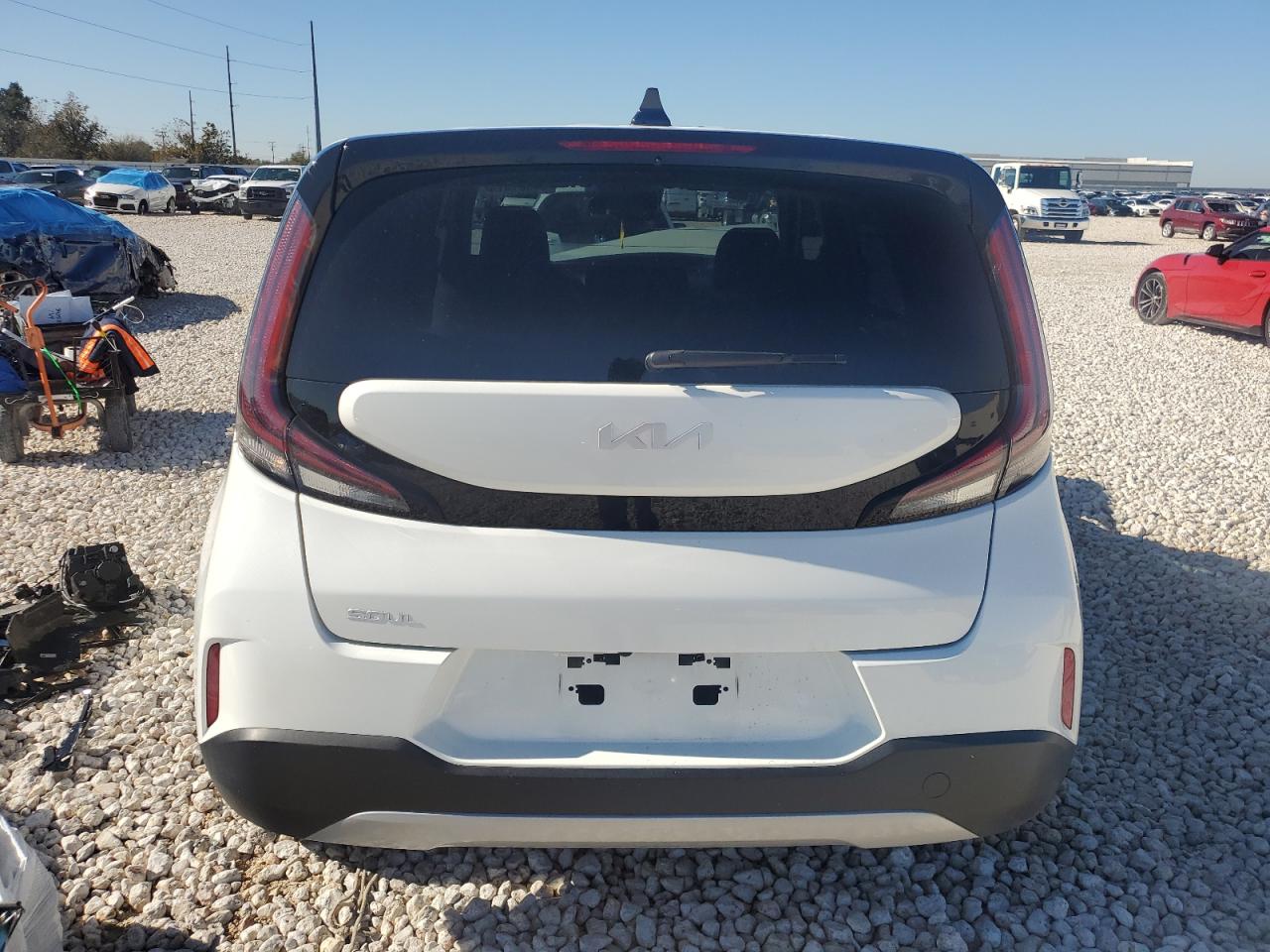 2024 KIA SOUL LX VIN:KNDJ23AU8R7900182