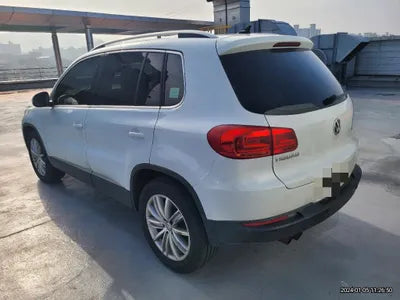 2015 Volkswagen Tiguan VIN: