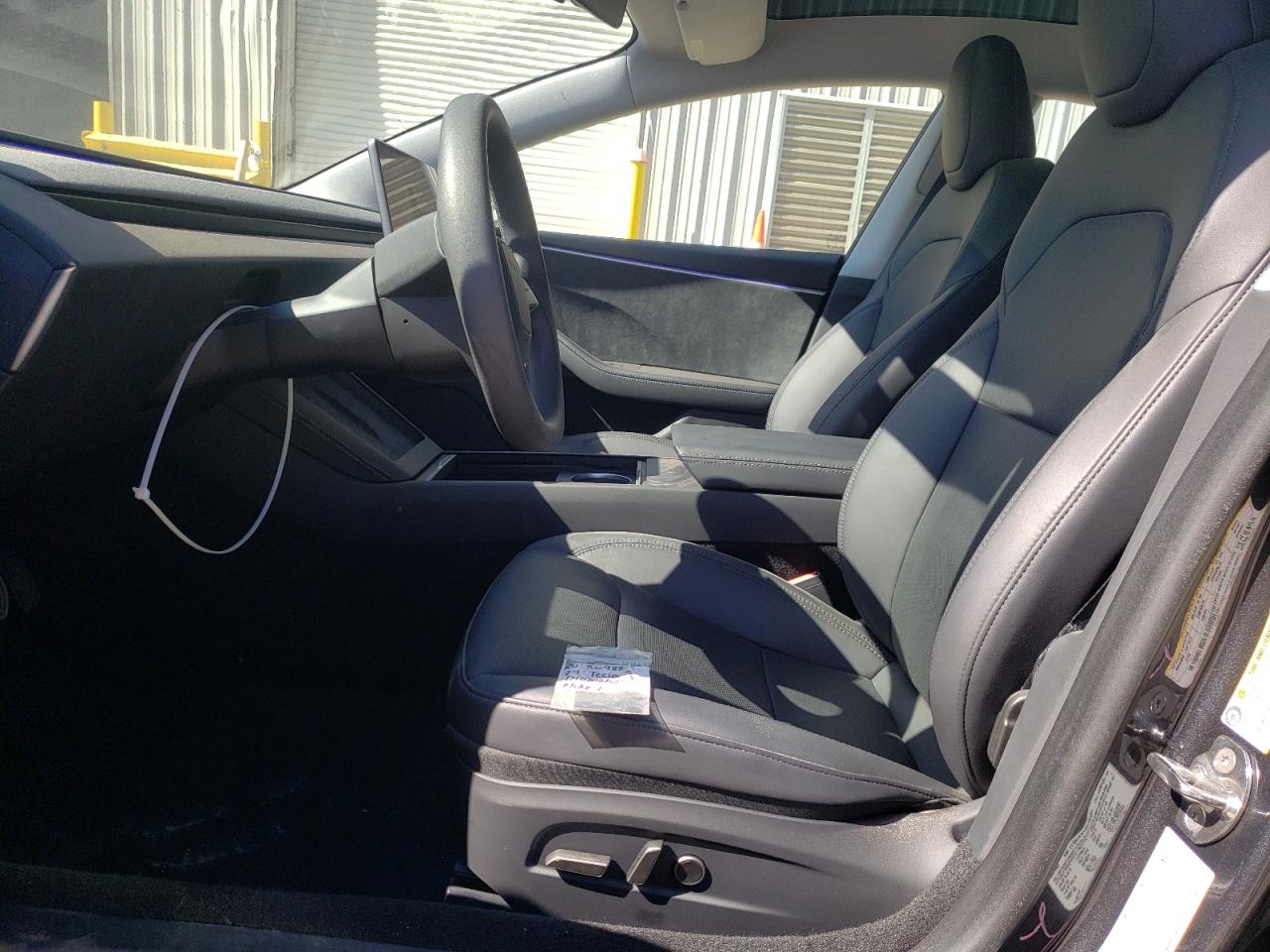 2024 TESLA MODEL 3  VIN:5YJ3E1EB4RF734931