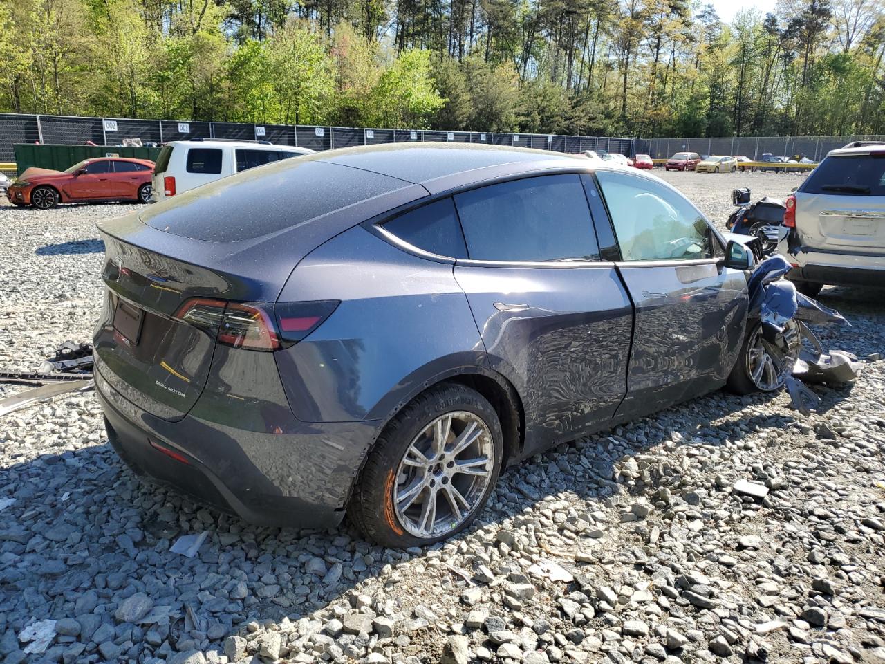 2022 TESLA MODEL Y  VIN:7SAYGDEE3NF368632