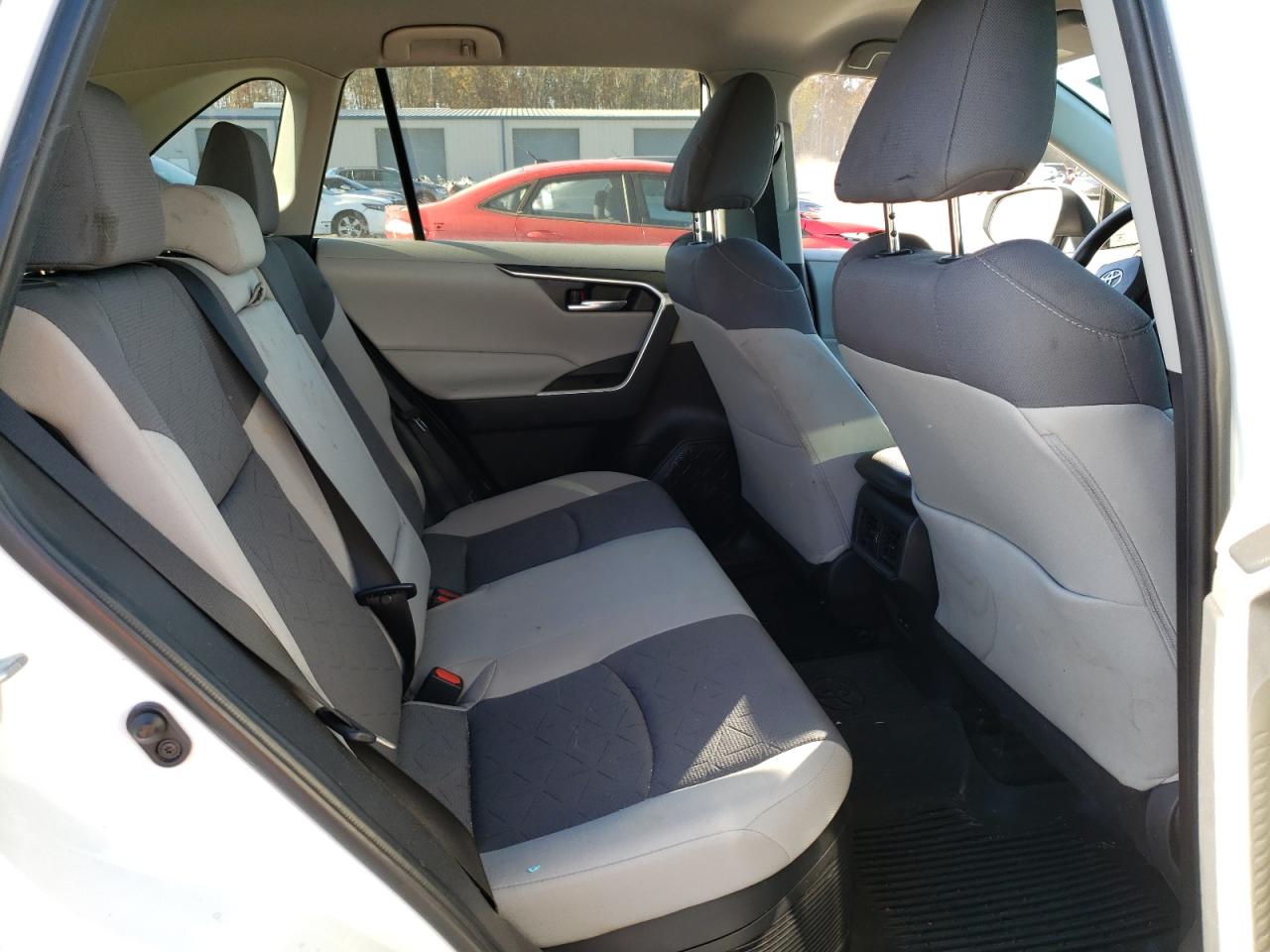 2022 TOYOTA RAV4 XLE VIN:4T3RWRFV4NU064137