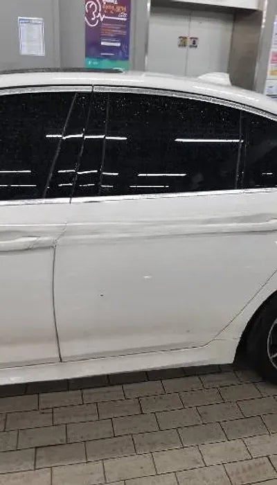 2022 BMW 520 NONE VIN: