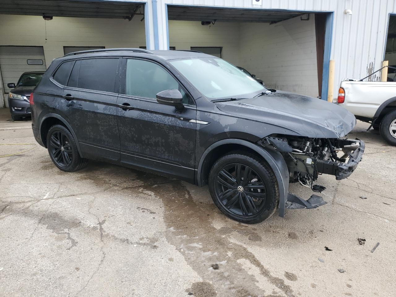 2022 VOLKSWAGEN TIGUAN SE R-LINE BLACK VIN:3VV8B7AX9NM144895